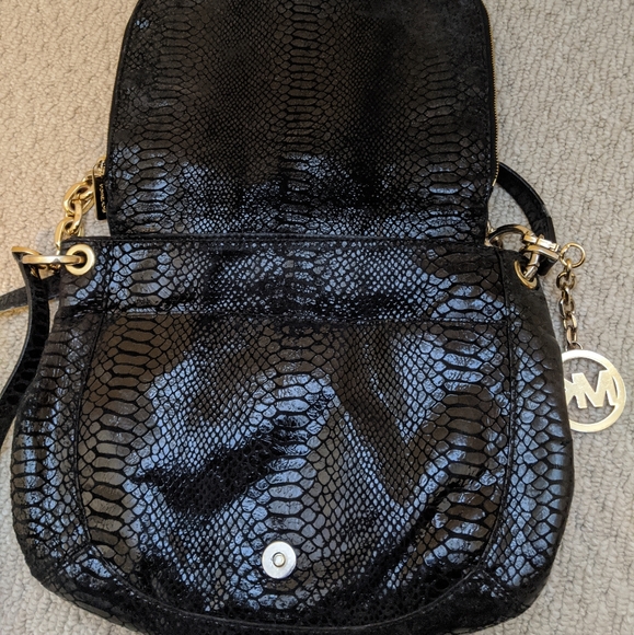 Purse - Picture 2 of 3